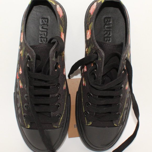 New Burberry Larkhill Floral Logo Low top Sneakers Sz 39/8.5 US - Picture 10 of 10